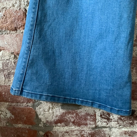 VOLCOM High & Waisted 70s Flare Jeans 4 Button Fly - Picture 4 of 13